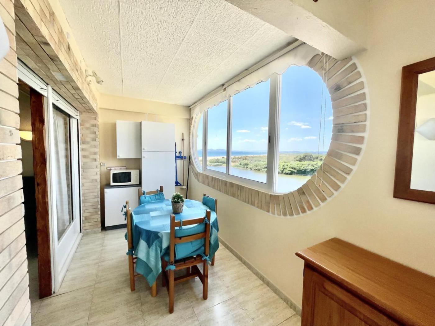 33Apartamento Soleado De Dos Habitaciones Empuriabrava Exterior photo